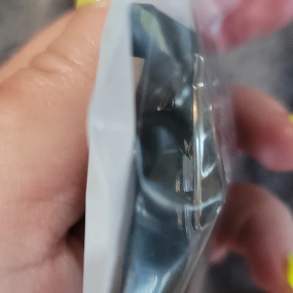 🔥 Maleficent Oversized Stud Earrings ✴ 🔥 - Picture 11 of 12